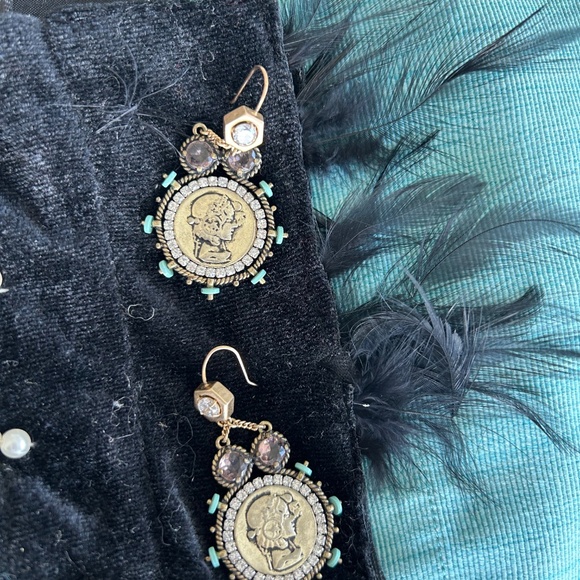Vintage Coin Earrings - Picture 2 of 2